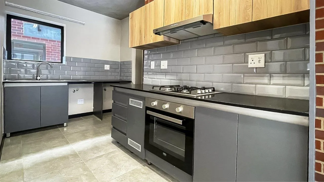 3 Bedroom Apartment / flat to rent in Helderfontein Estate