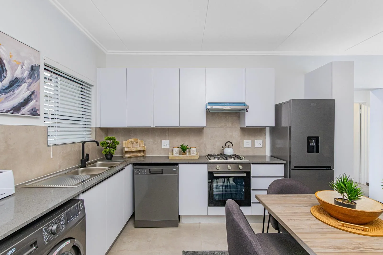 Property to rent in Fourways