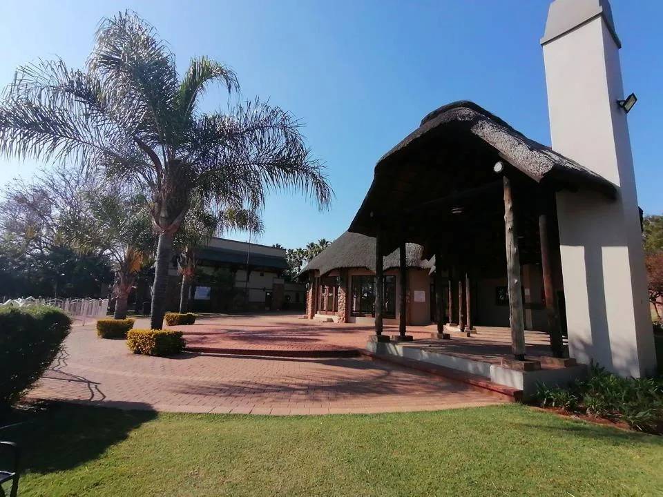 2 Bedroom Apartment / flat to rent in Mooikloof Ridge