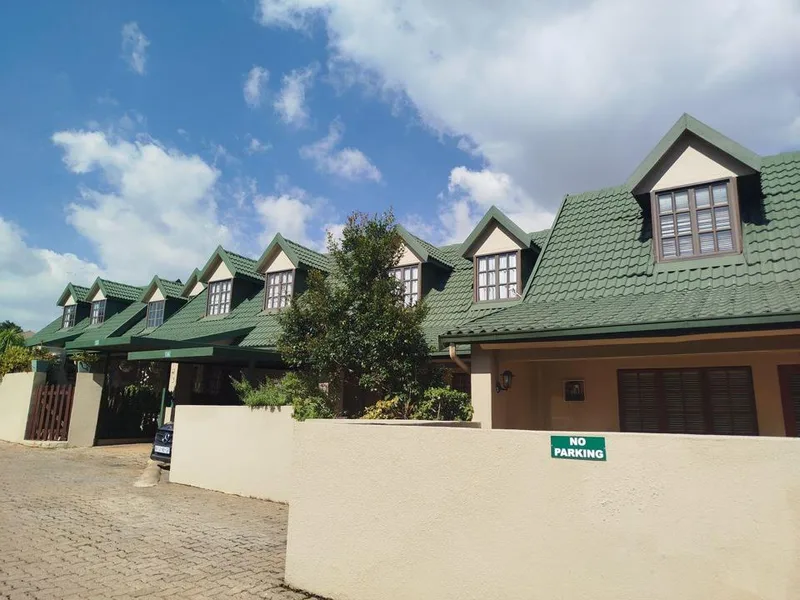 2 Bedroom Townhouse to rent in Weltevreden Park