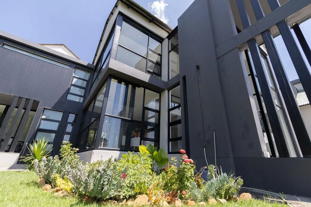 4 Bedroom House for sale in Wigwam