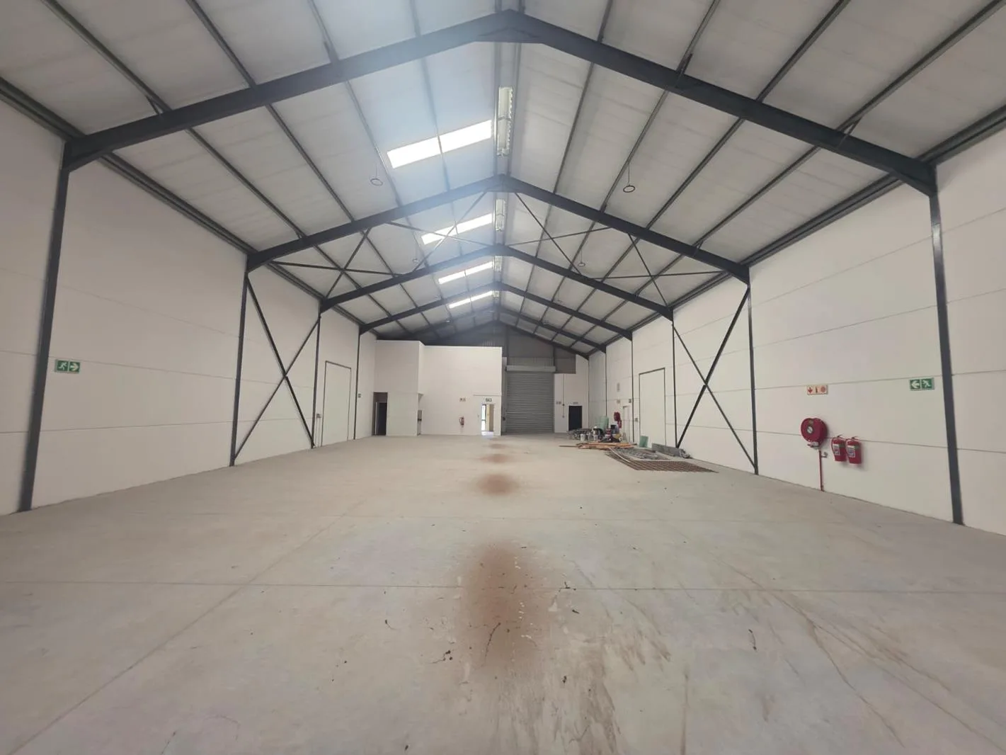 577 m² Industrial space in Somerset West Central