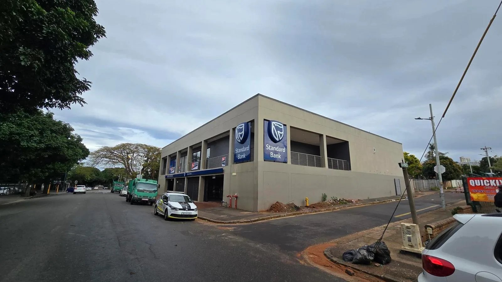 993 m² Commercial space in Glenwood