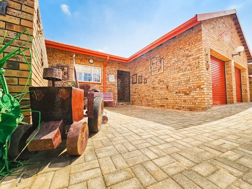 3 Bedroom Townhouse for sale in Flimieda