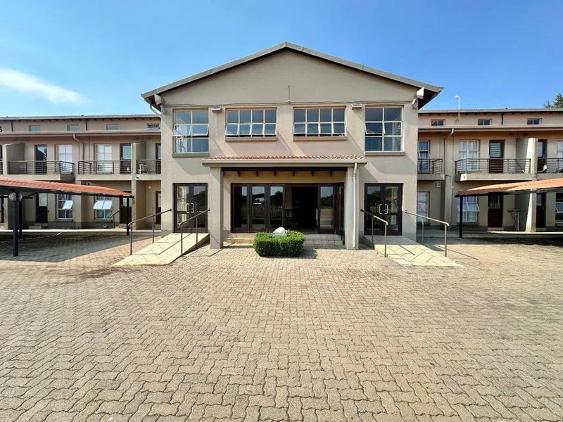 0.5 Bedroom Apartment / flat for sale in Baillie Park