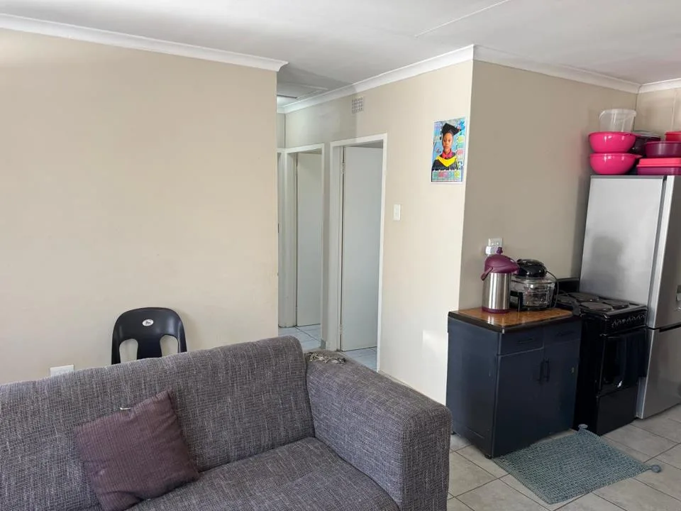 2 Bedroom House to rent in Sky City