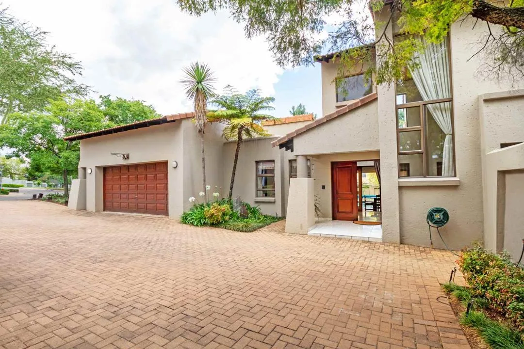 4 Bedroom House to rent in Dainfern Golf Estate