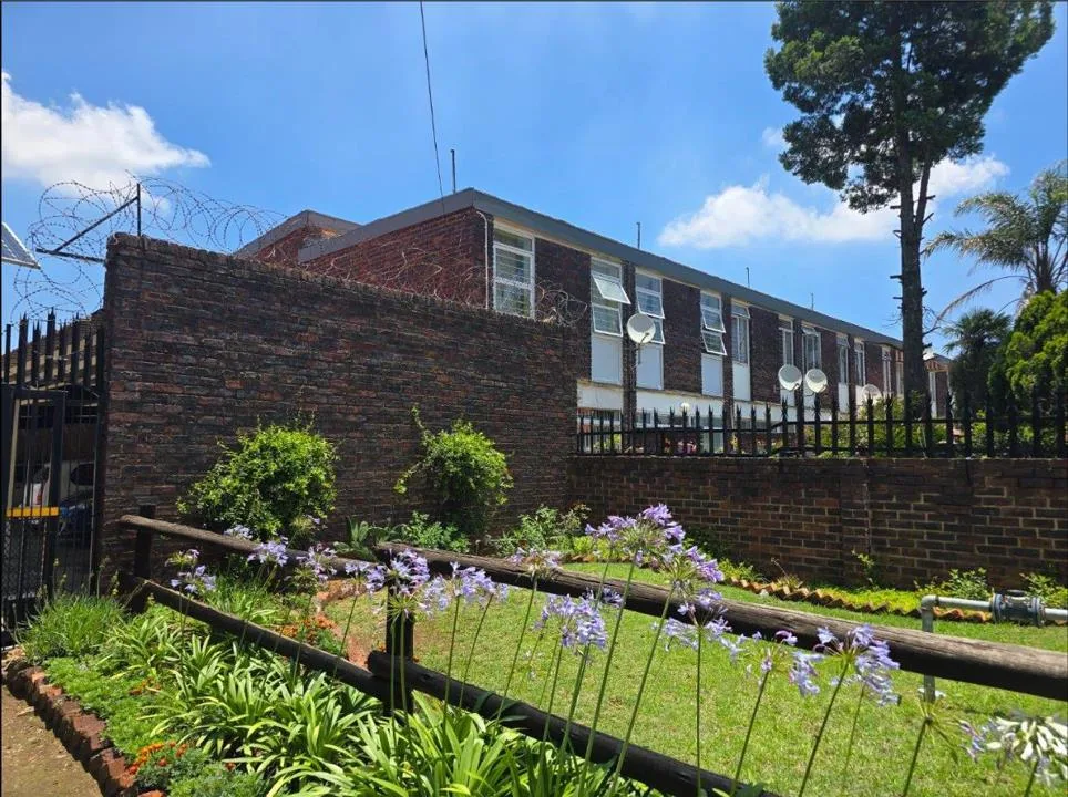 2 Bedroom Apartment / flat to rent in Horison