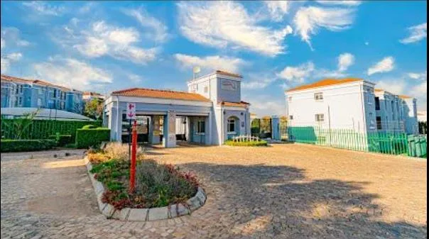 2 Bedroom Apartment / flat to rent in Northcliff