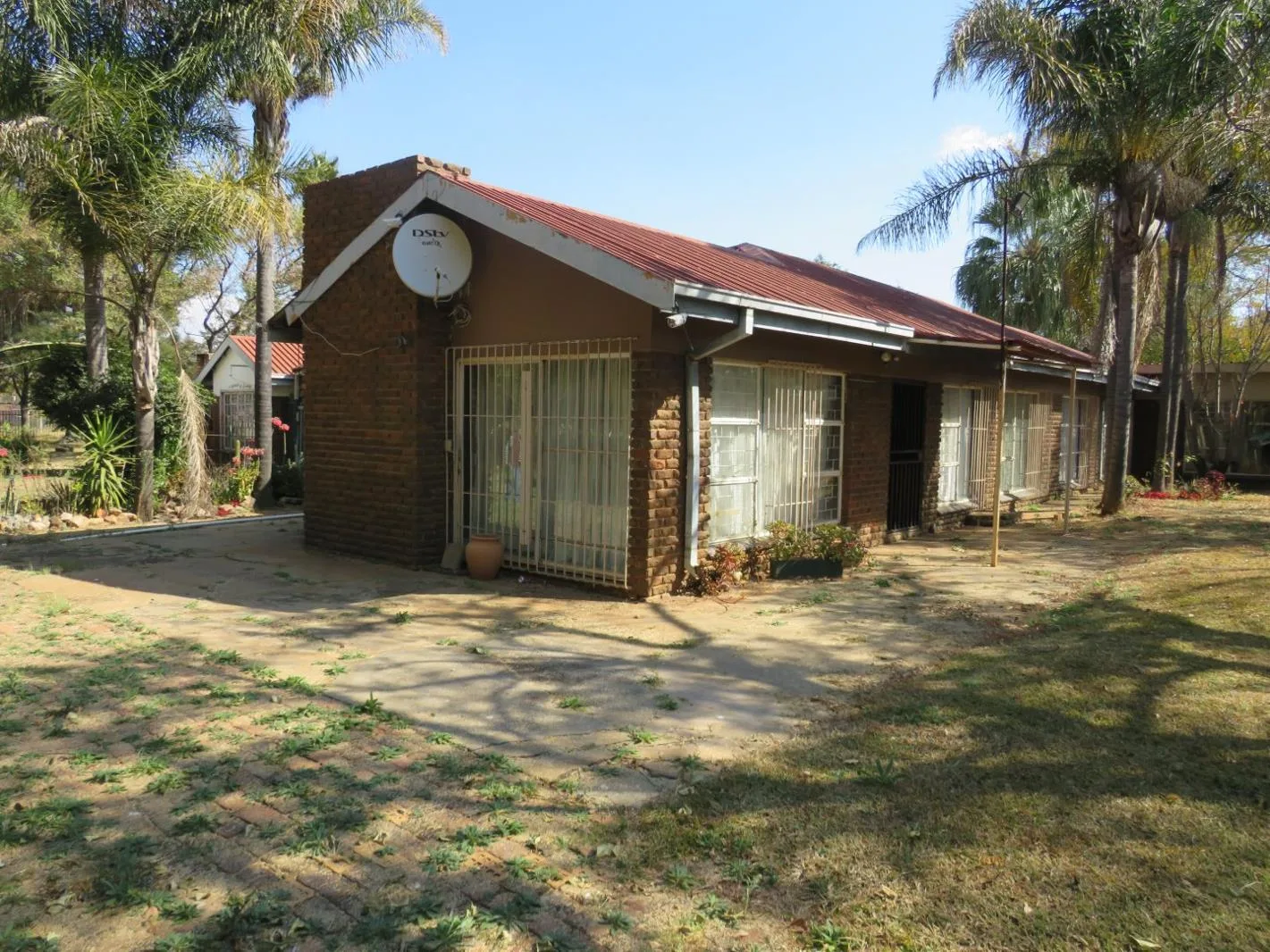 27 700 ha Smallholding in Andeon AH