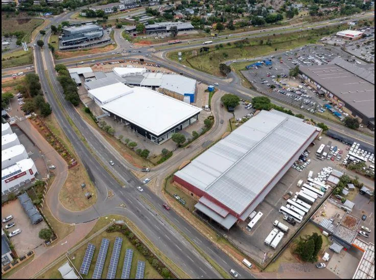 15 216 m² Commercial space in Weltevreden Park