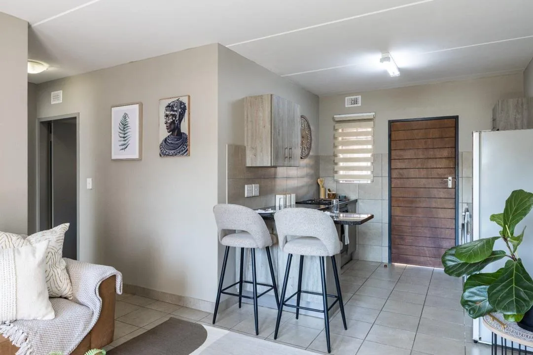2 Bedroom Apartment / flat to rent in Ridgeway