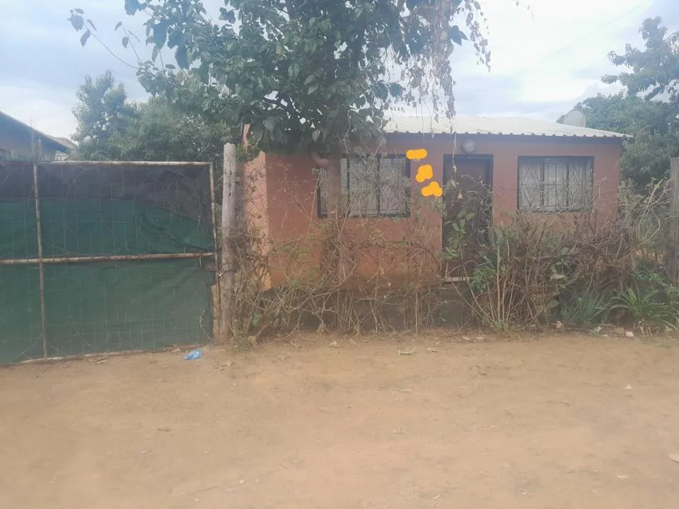 2 Bedroom House for sale in Orange Farm