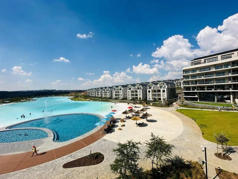 1 Bedroom Apartment / flat to rent in Waterfall