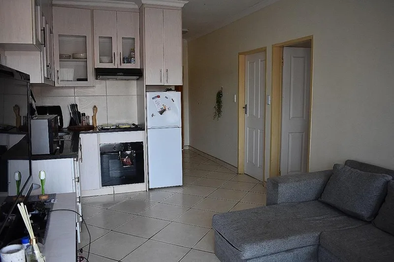 2 Bedroom Apartment / flat for sale in Bult North
