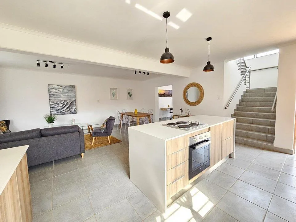 3 Bedroom Apartment / flat to rent in Brookehaven