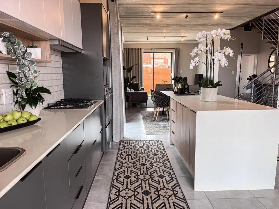 3 Bedroom Townhouse to rent in Olympus AH