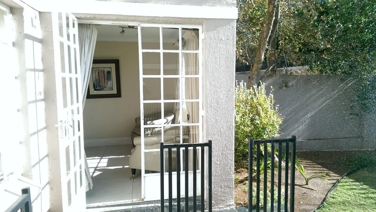 2 Bedroom Apartment / flat to rent in Morningside