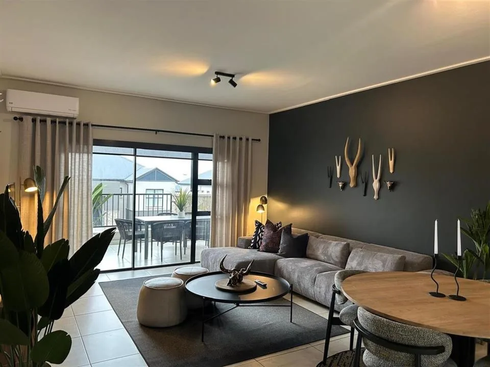 2 Bedroom Apartment / flat to rent in The Polofields