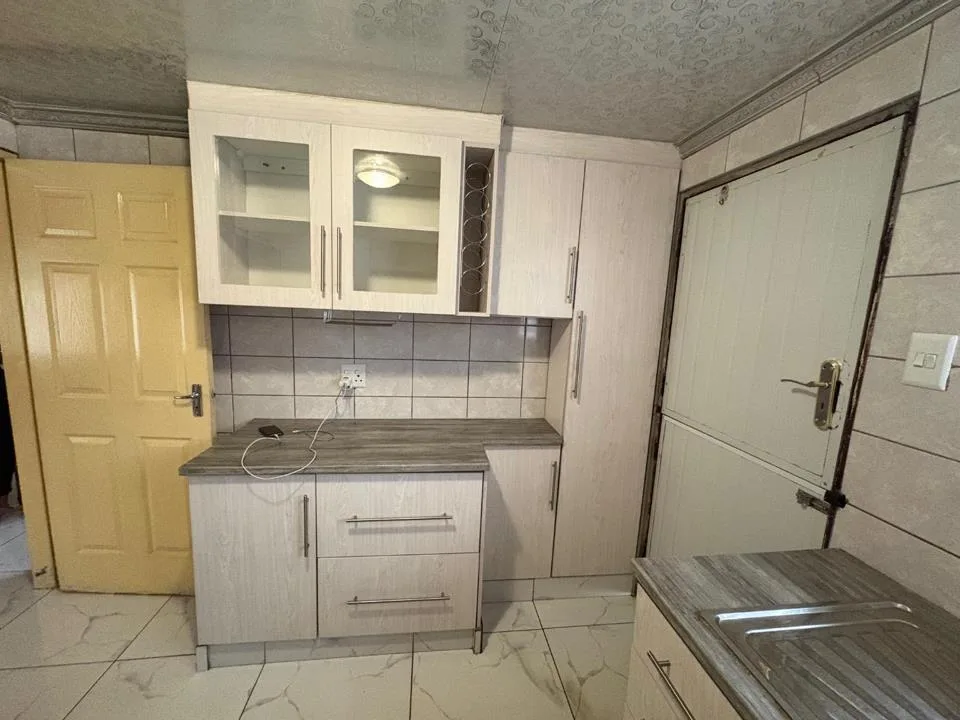 House to rent in Tsakane