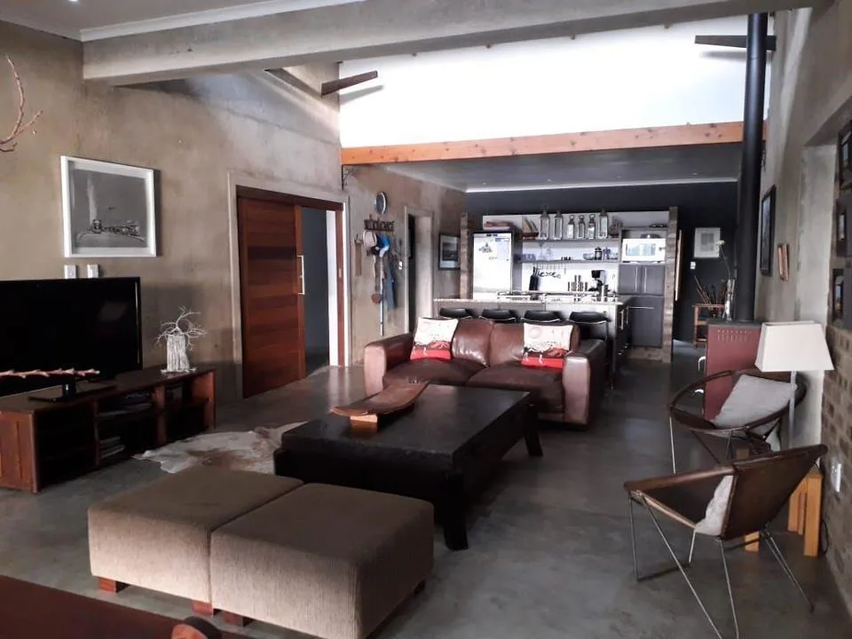 4 Bedroom House for sale in Potchefstroom Rural