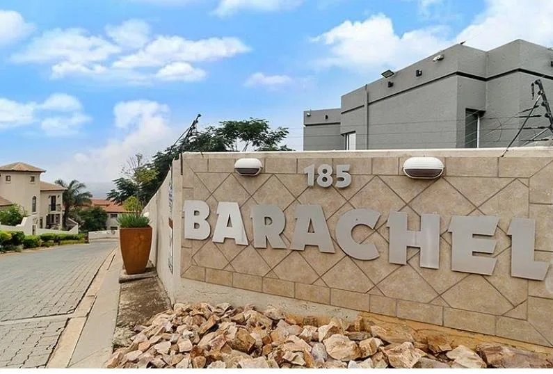 2 Bedroom Apartment / flat to rent in Constantia Kloof