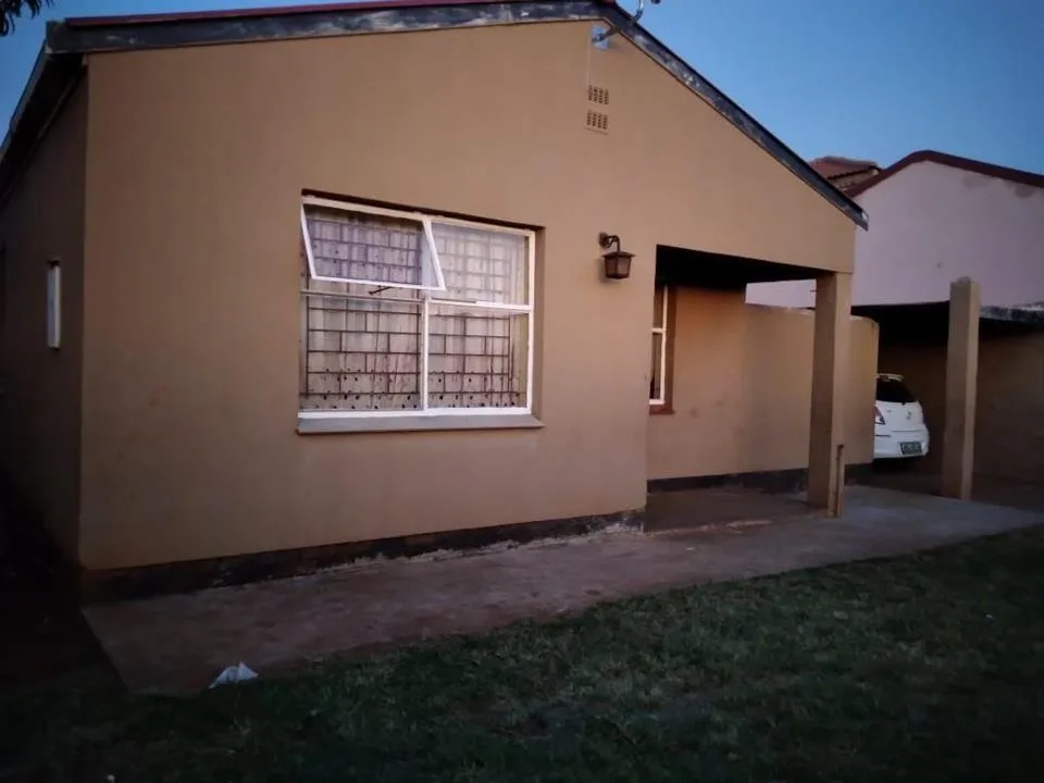 3 Bedroom House for sale in Promosa