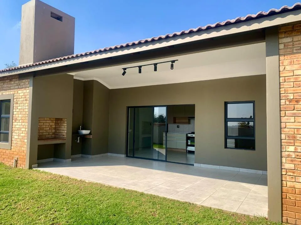 3 Bedroom Townhouse to rent in Harveston AH
