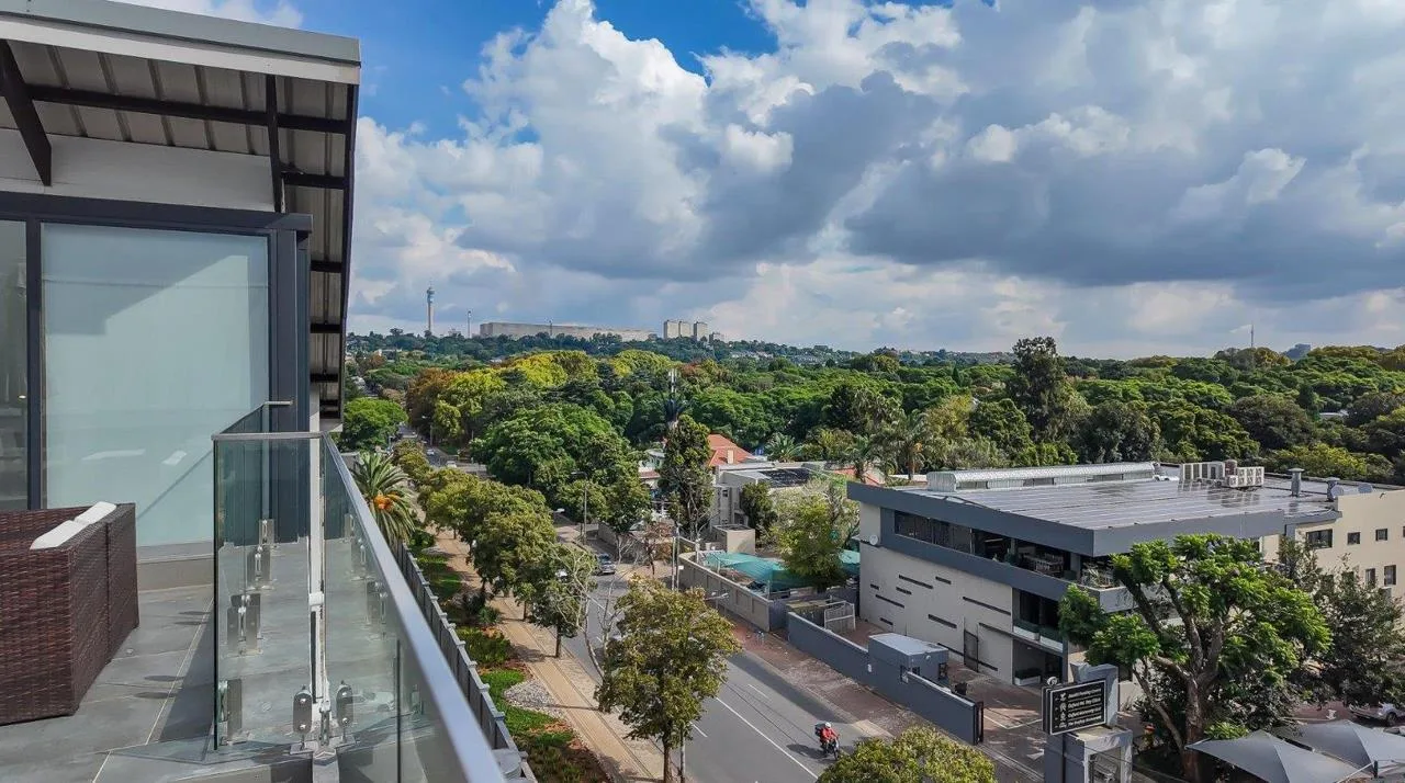 2 Bedroom Apartment / flat to rent in Houghton Estate