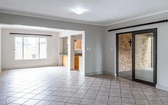 3 Bedroom House in Rooihuiskraal North