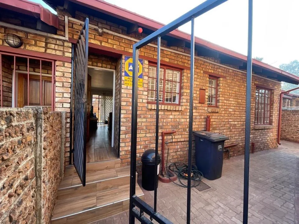 3 Bedroom Townhouse to rent in Lyttelton Manor