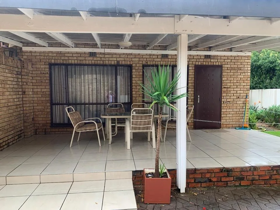 2 Bedroom Apartment / flat to rent in Sandhurst Ext 4