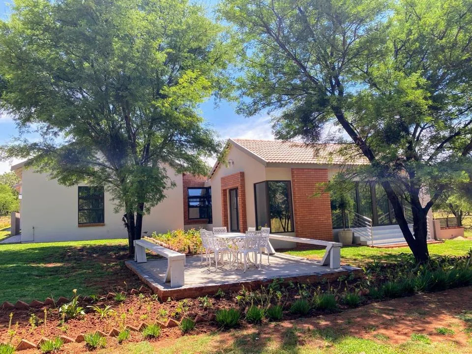 3 Bedroom House for sale in Buffelspoort Eco Estate