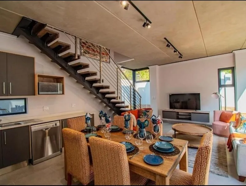 3 Bedroom Townhouse to rent in Menlo Park