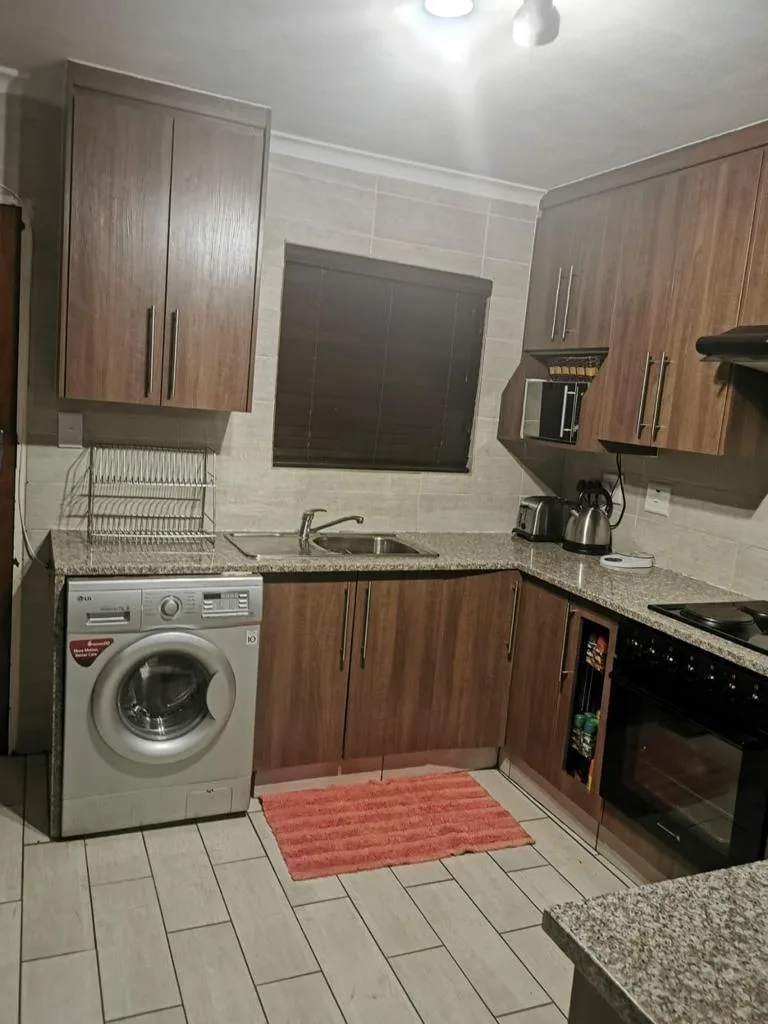 Property to rent in Heuweloord