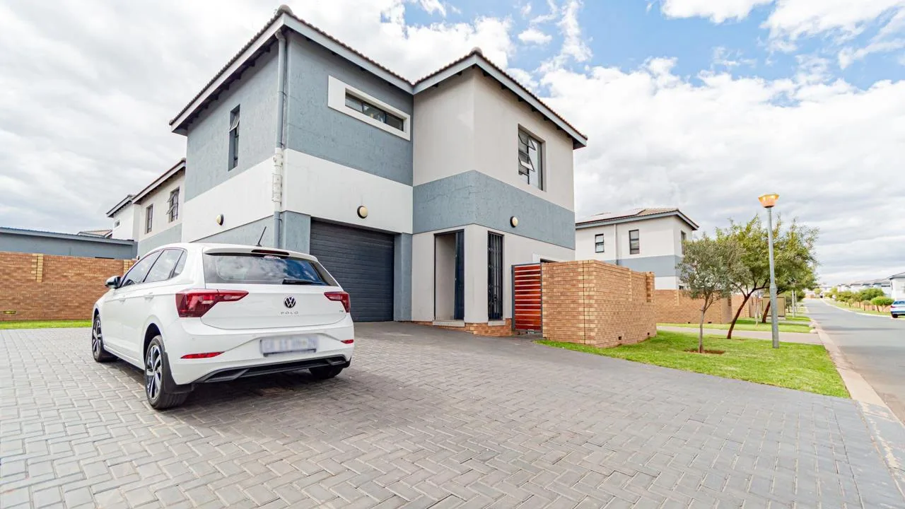 3 Bedroom House to rent in Thatchfield Ridge