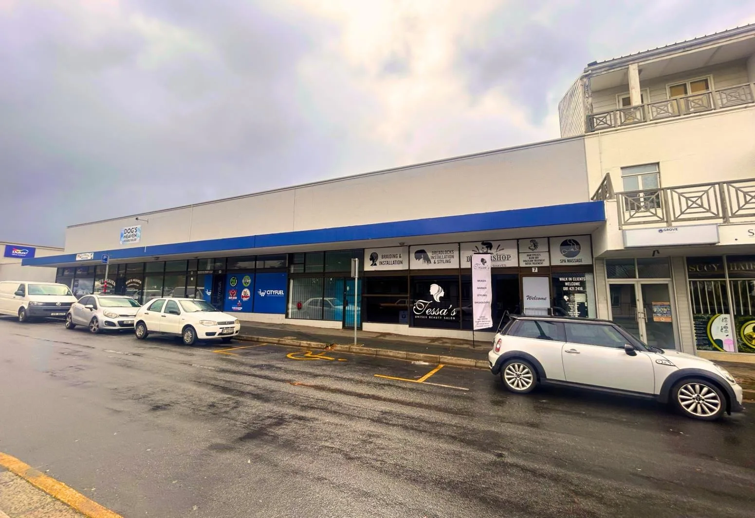 82 m² Commercial space in Somerset West Central