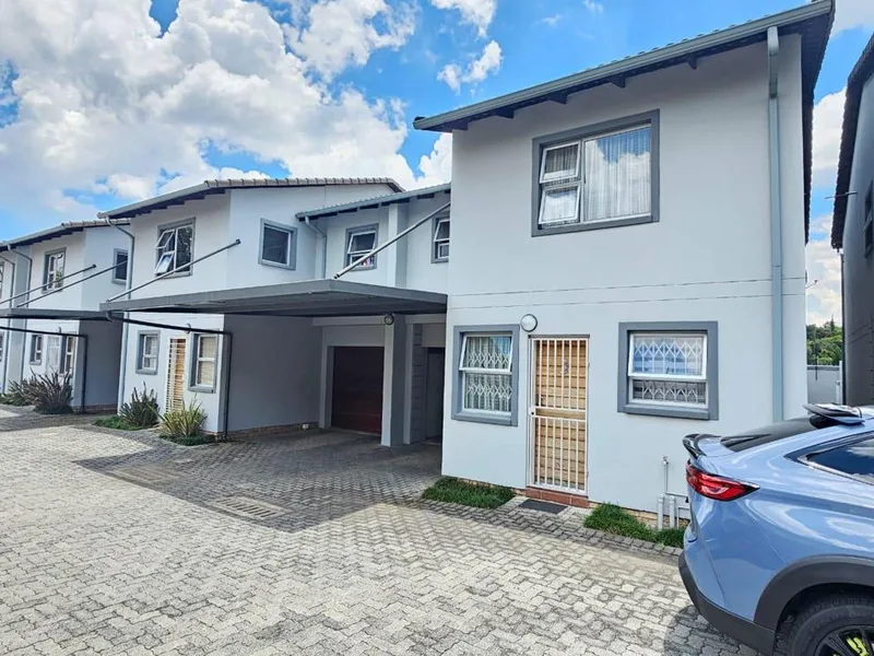 3 Bedroom Apartment / flat to rent in Ferndale