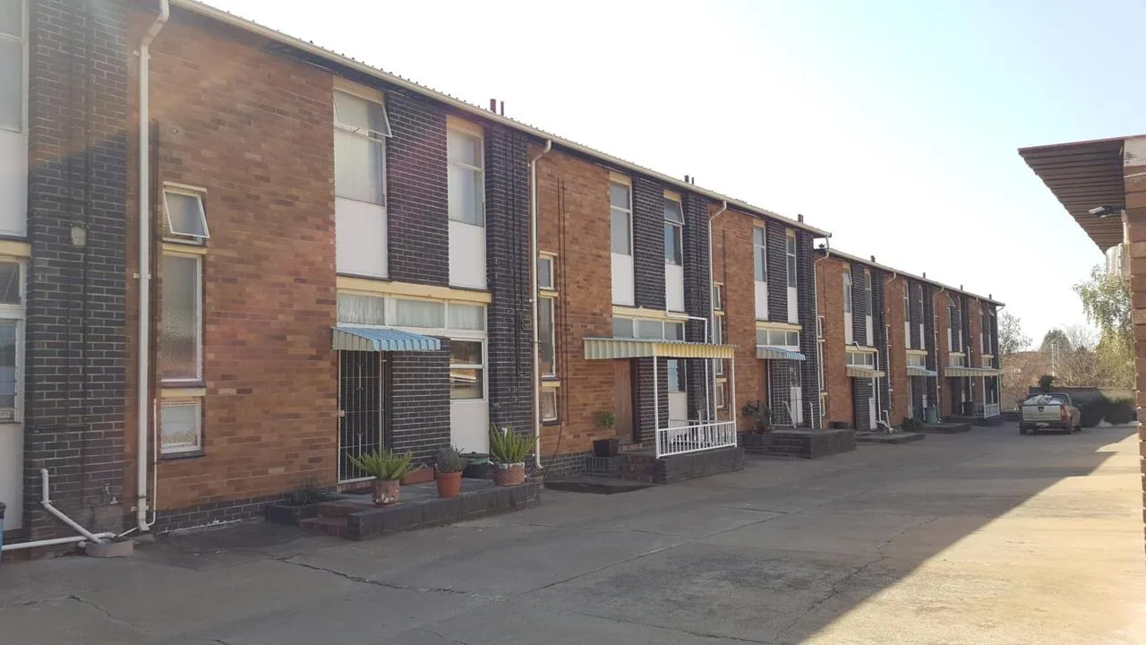 2 Bedroom Apartment / flat to rent in Huttenheights