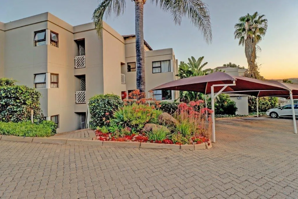 2 Bedroom Townhouse to rent in Lynnwood Ridge