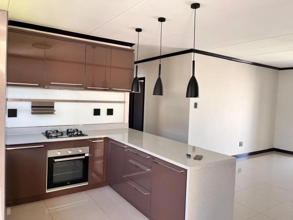3 Bedroom Apartment / flat to rent in Blue Hills