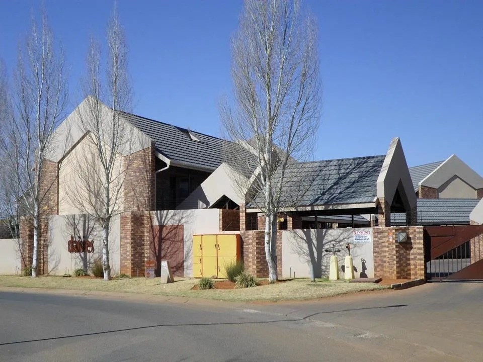 2 Bedroom Apartment / flat for sale in Dassie Rand