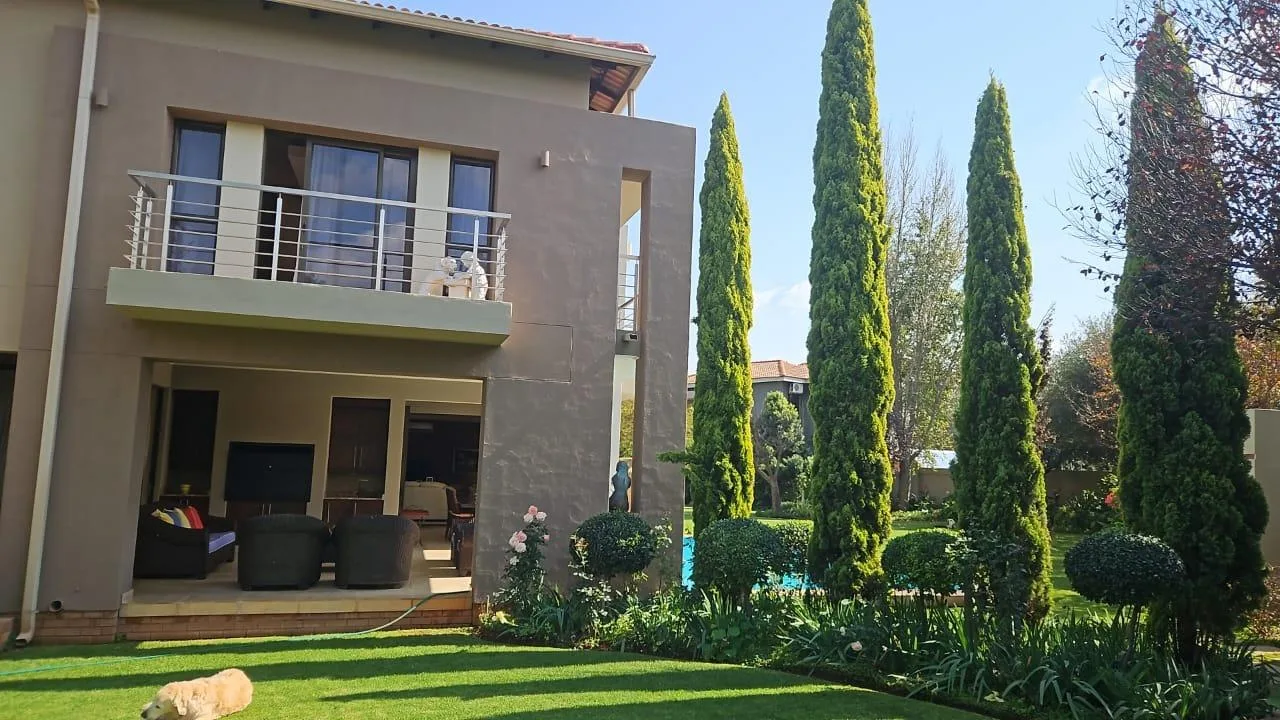 4 Bedroom House for sale in Van Der Hoff Park