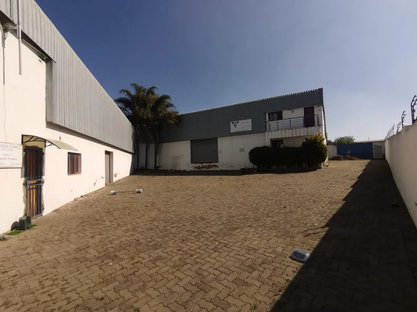 978 m² Industrial space in Kya Sands