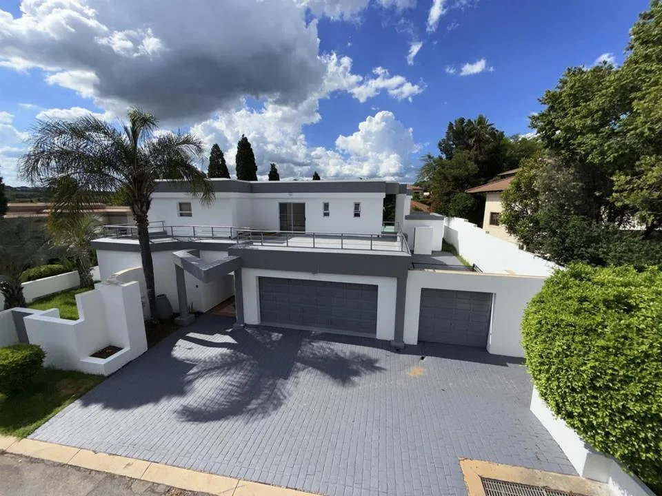 5 Bedroom House to rent in Dainfern Golf Estate