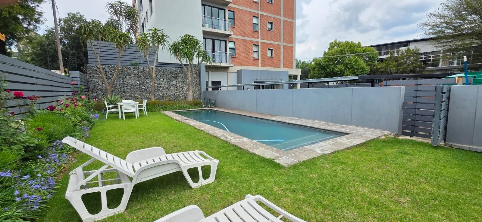 Property to rent in Parkmore