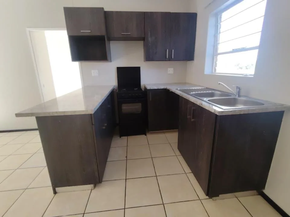 2 Bedroom Apartment / flat to rent in Honeypark