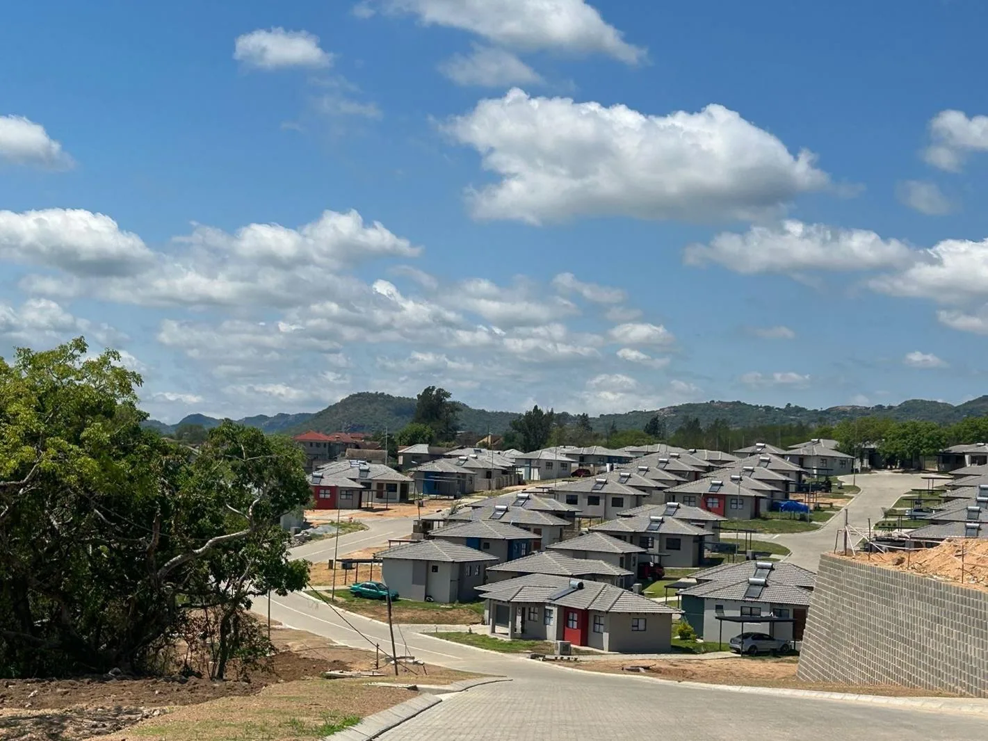410 m² Land available in Kamagugu