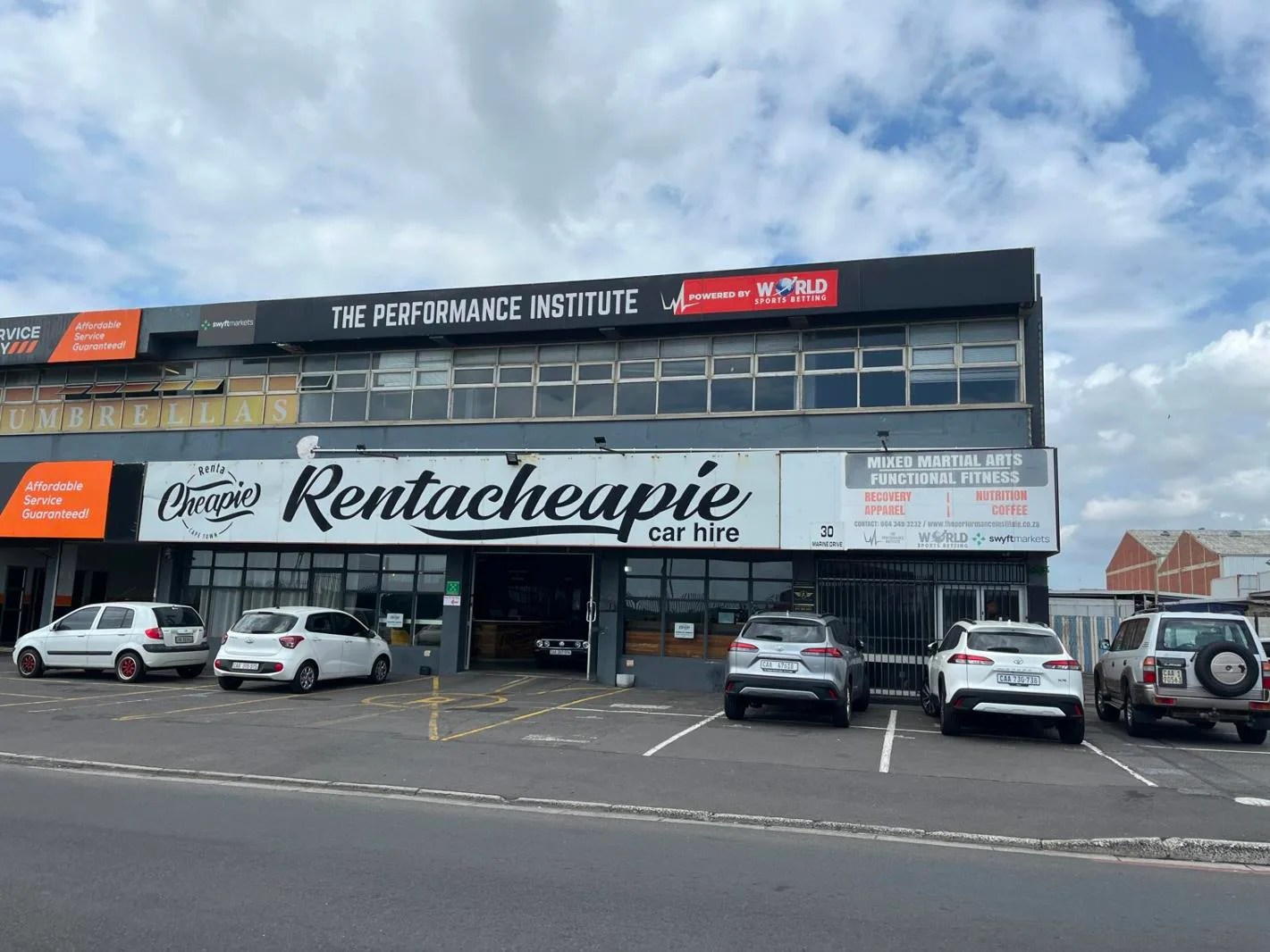 582 m² Commercial space in Paarden Eiland