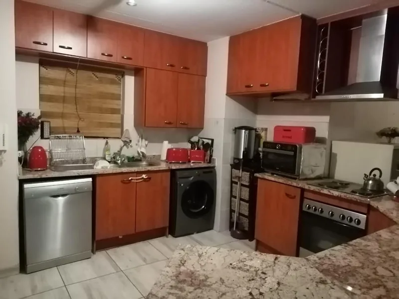 2 Bedroom Apartment / flat to rent in Dainfern